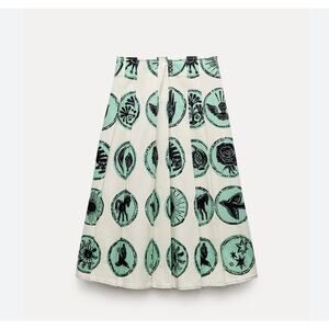 Zara  Printed Box Pleat Skirt